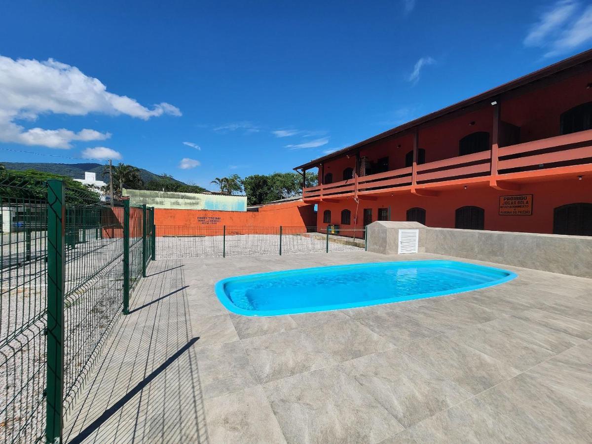0001.03 - Maranduba - Apto - 2 Dormitorio - 8 Pessoas - 2 Quadras Do Mar - Piscina - Wi-Fi 우바투바 외부 사진